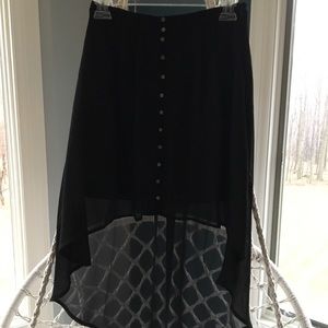 Black high-low skirt